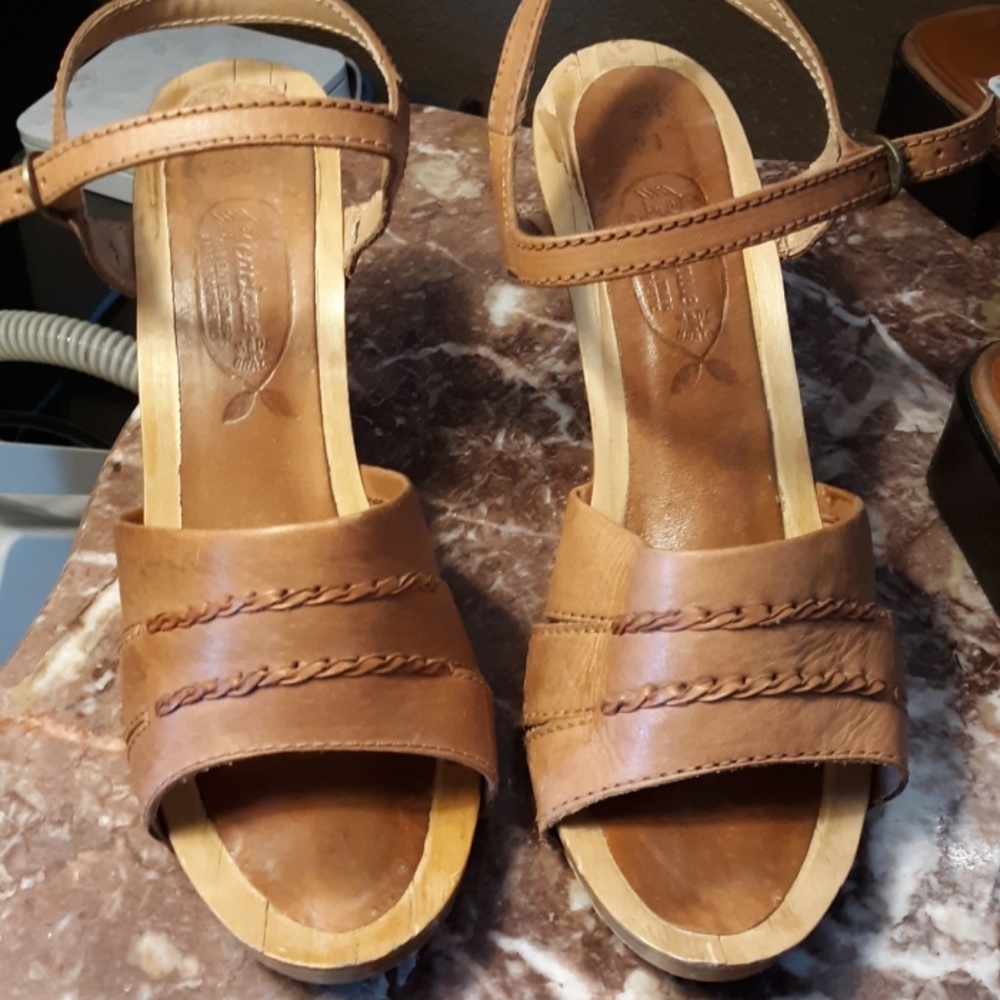 Cacique high heel shoes
